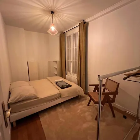 Elegant Artistic Flat On The Seine River Apartment Paris