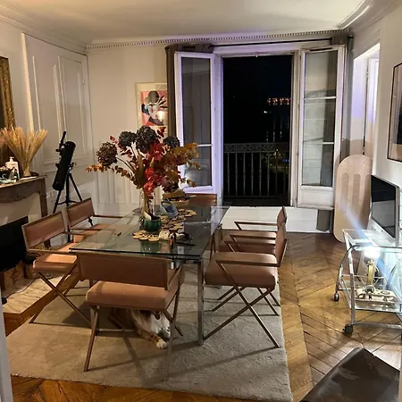 Elegant Artistic Flat On The Seine River Appartamento *